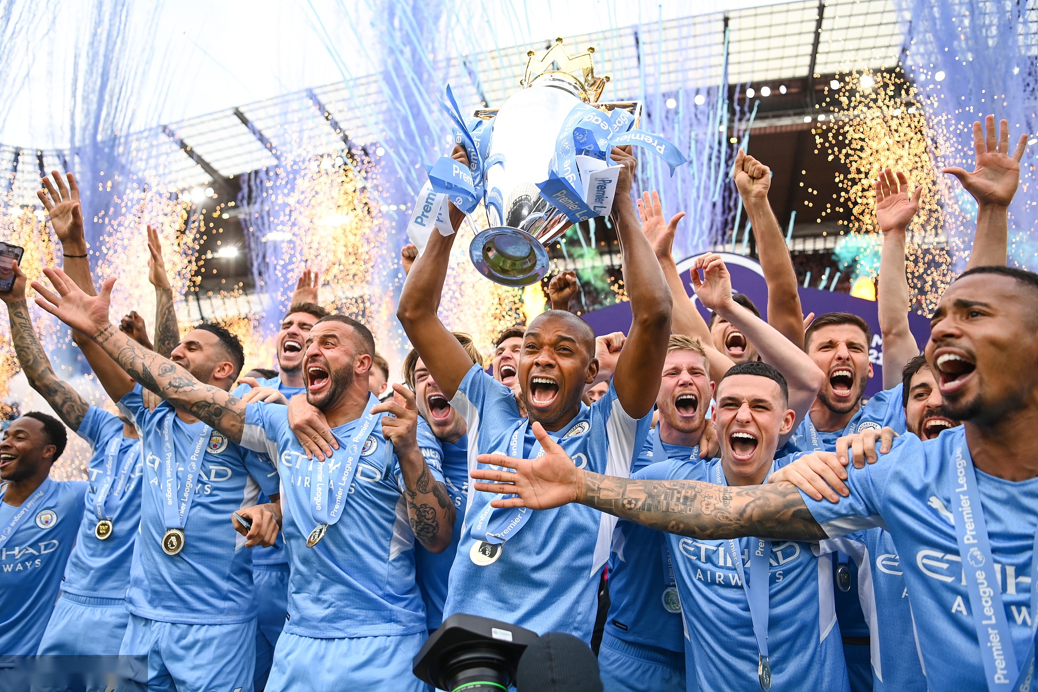 諾伊爾引發 諾伊爾引發